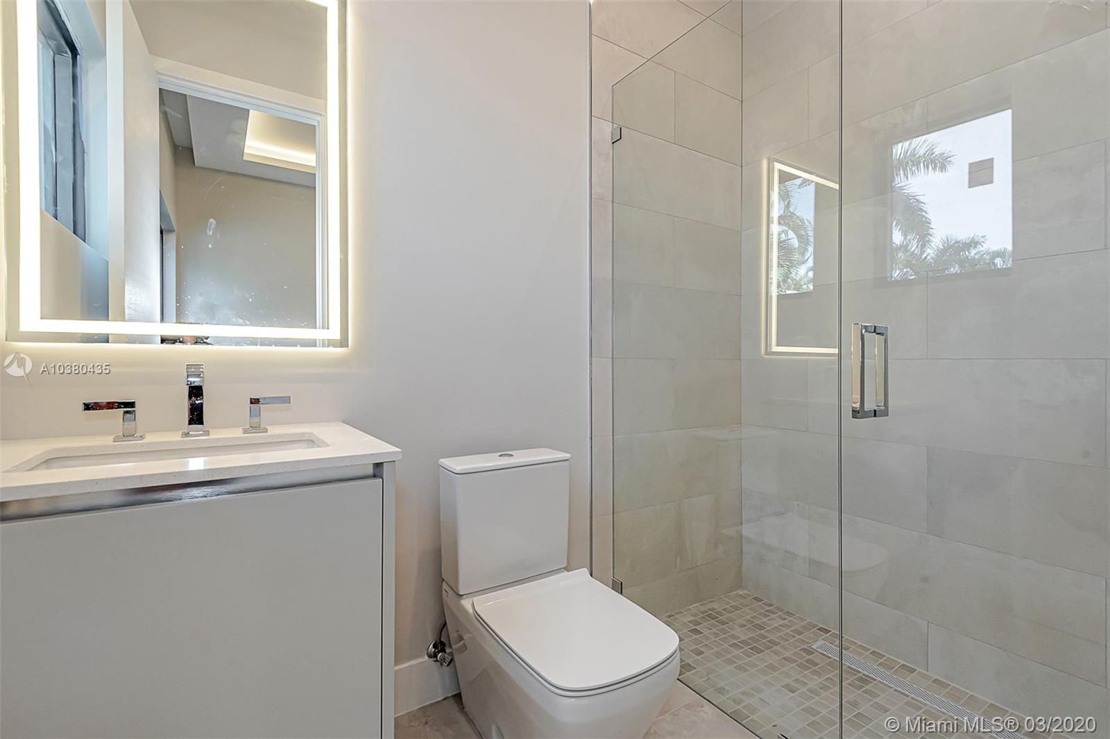 GOLDEN BEACH SEC D - Residential