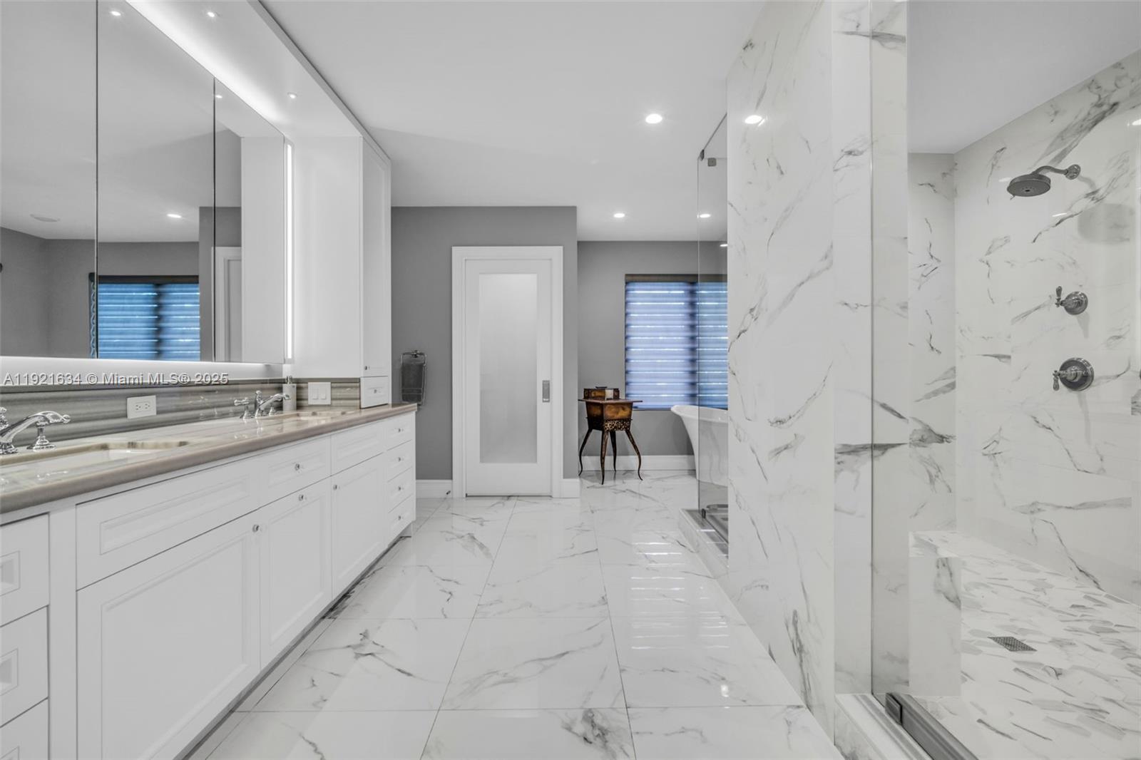 HOLLYWOOD HILLS NORTH SEC - Residential