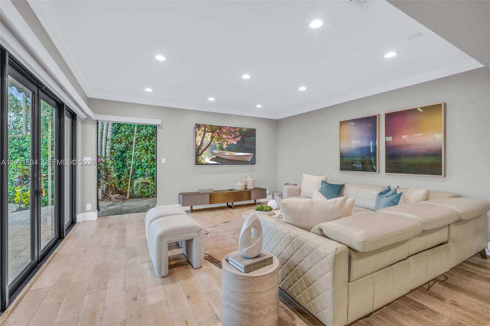 HOLLYWOOD HILLS NORTH SEC - Residential