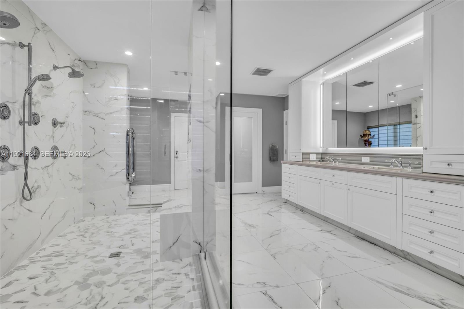 HOLLYWOOD HILLS NORTH SEC - Residential