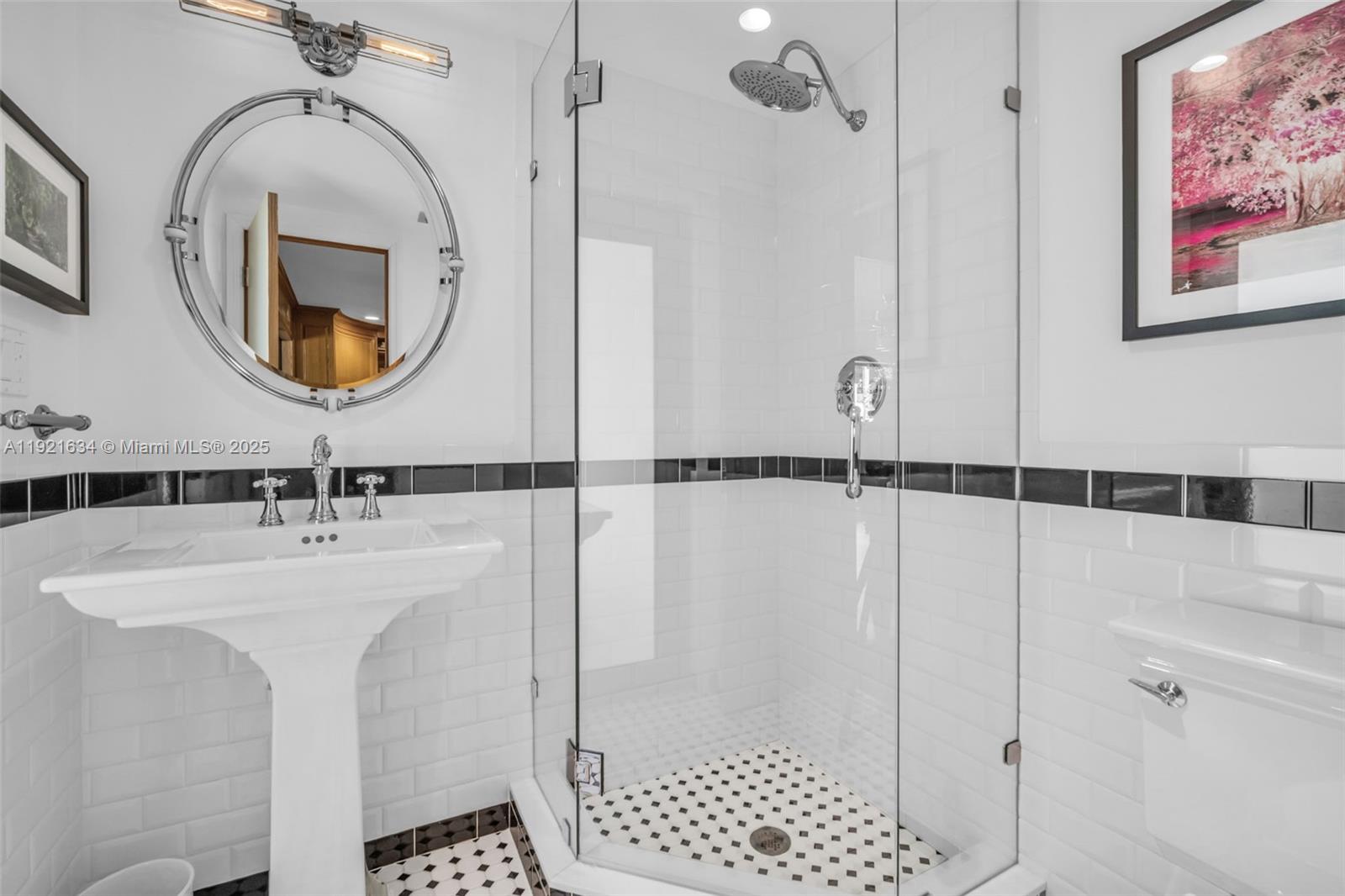 HOLLYWOOD HILLS NORTH SEC - Residential