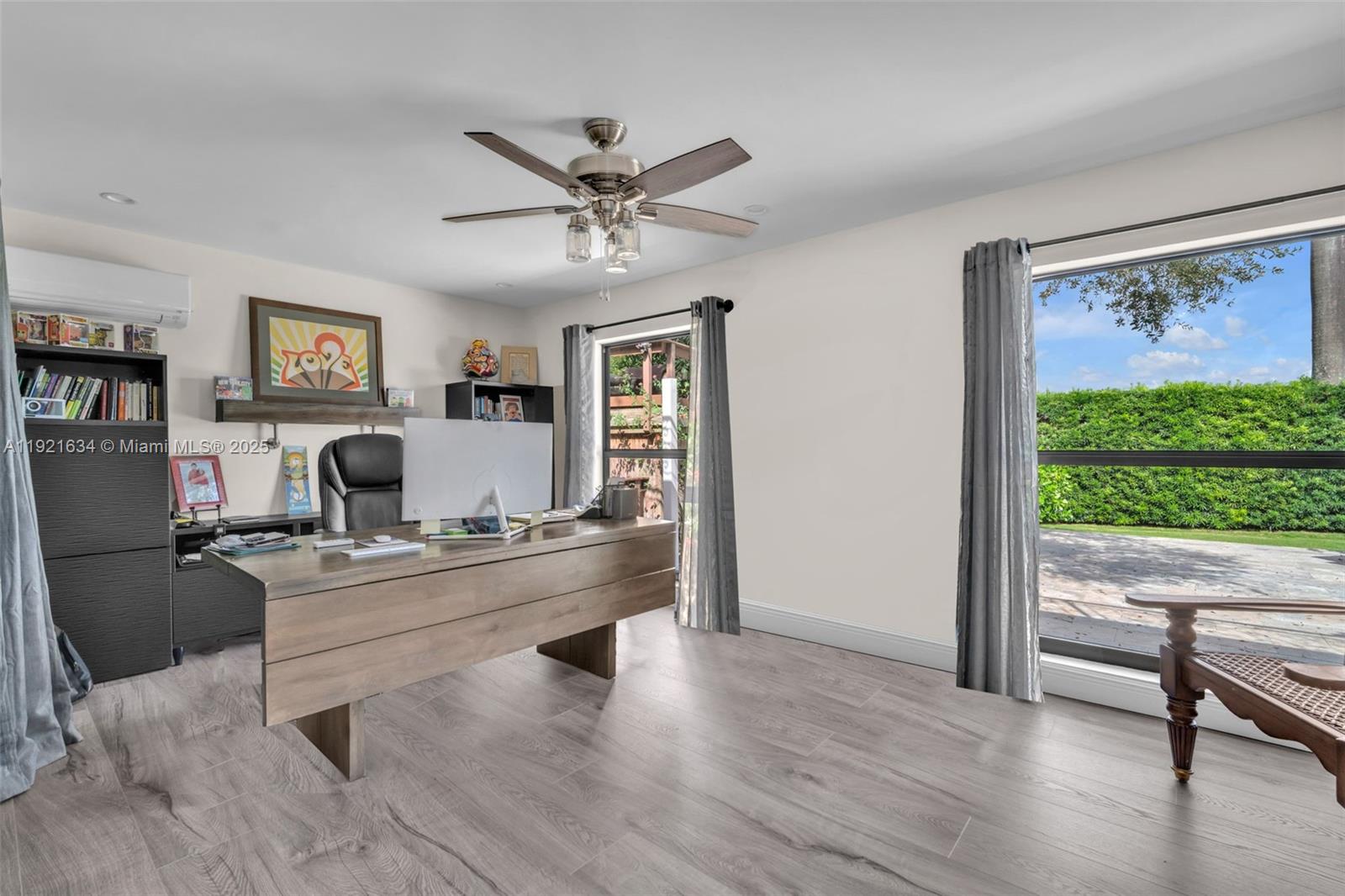 HOLLYWOOD HILLS NORTH SEC - Residential