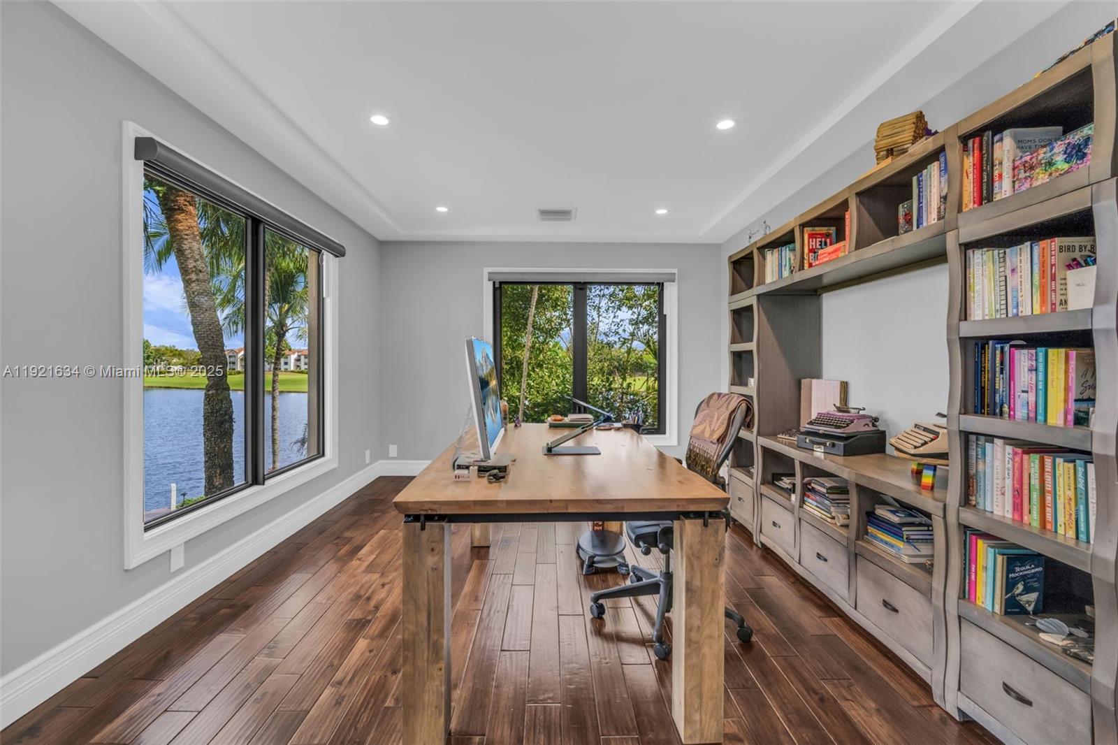 HOLLYWOOD HILLS NORTH SEC - Residential