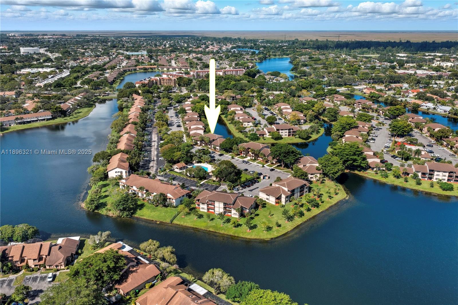 VILLAS DE VENEZIA CONDO - Residential