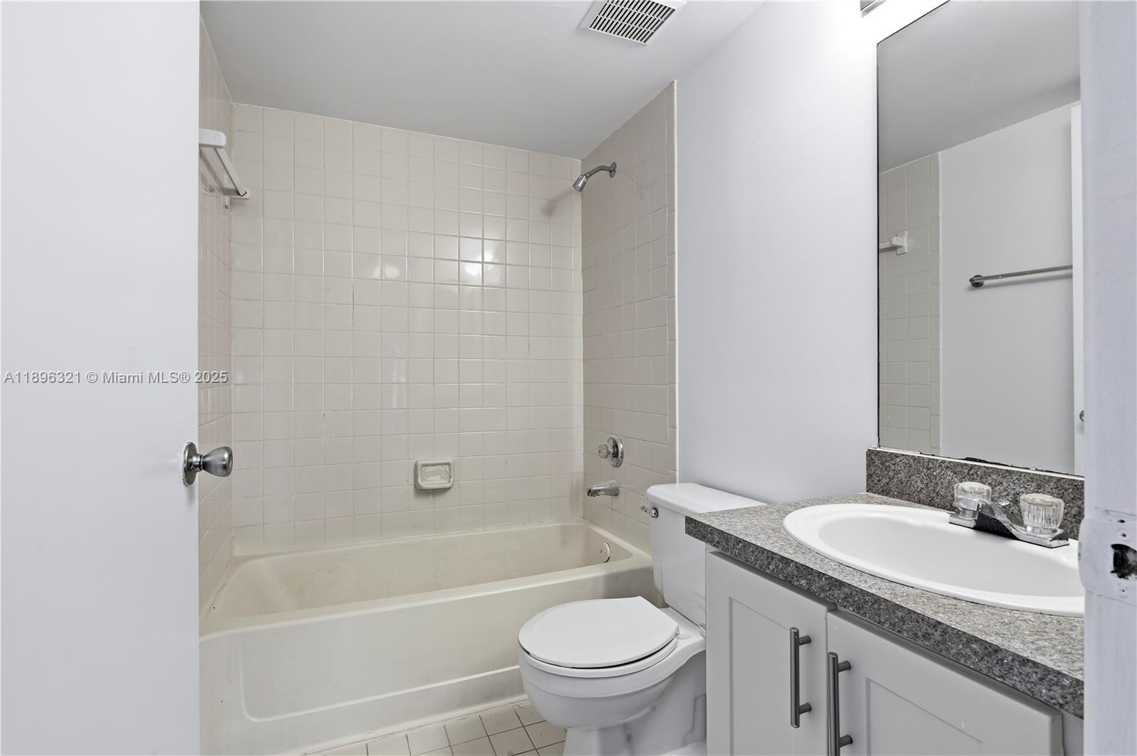 VILLAS DE VENEZIA CONDO - Residential