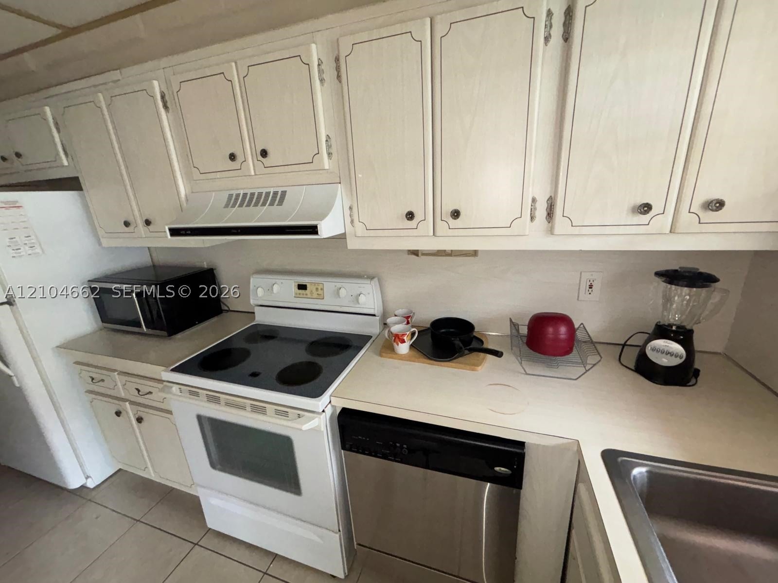 180 NE 12th Ave 12A