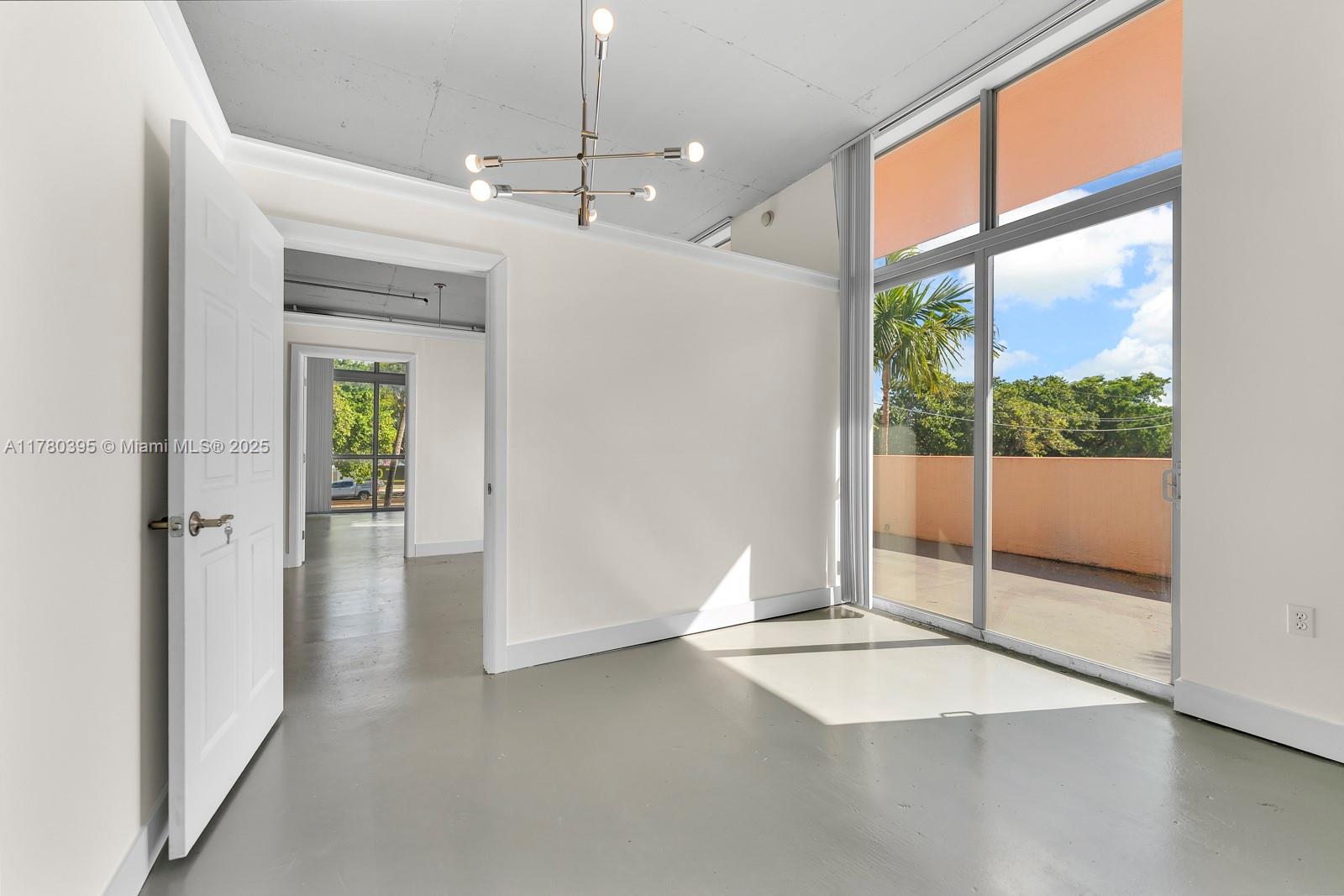 LOFTS AT HOLLYWOOD STATIO - Residential Lease