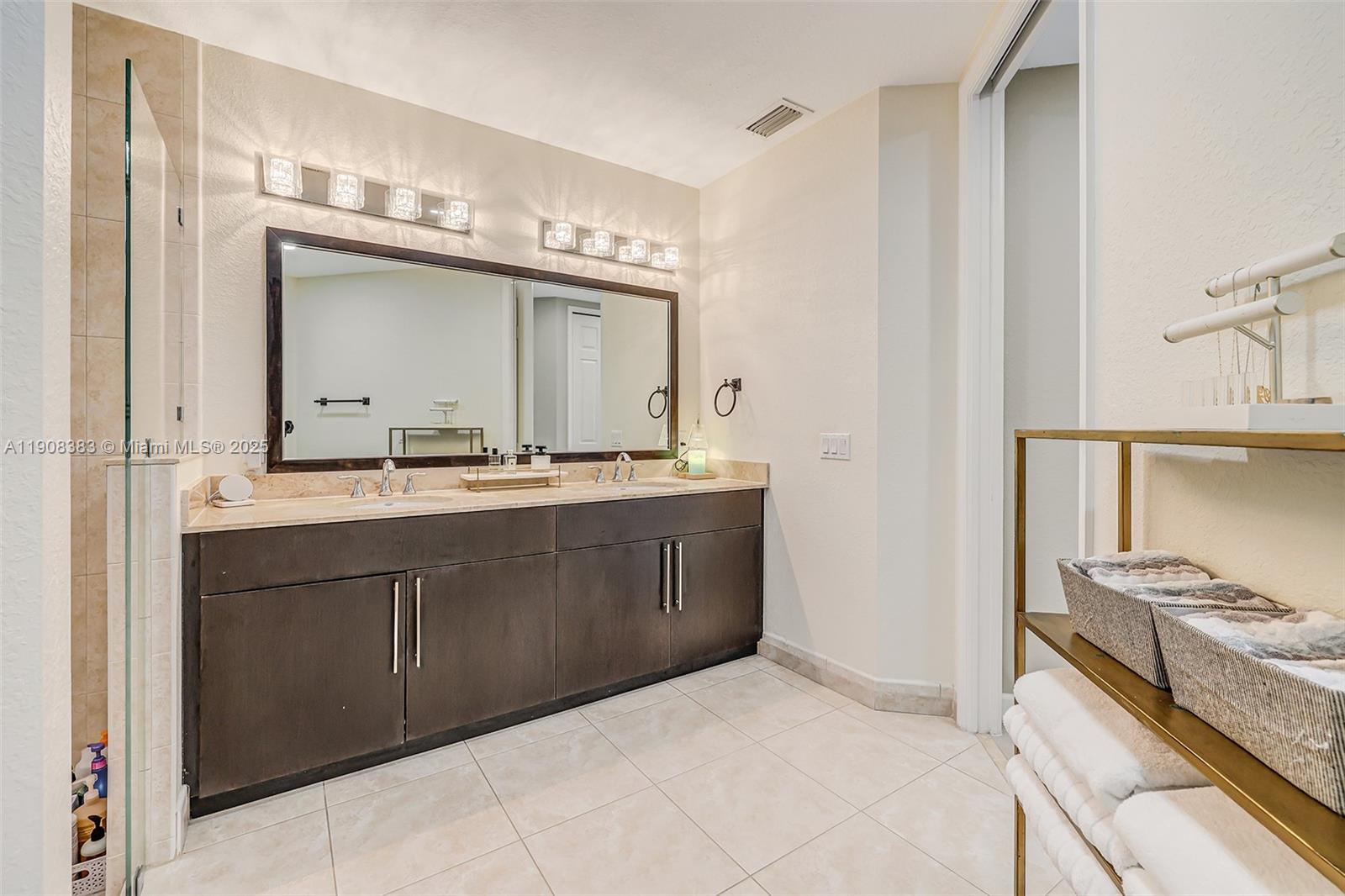 CYPRESS POINTE IV AT HERO - Residential