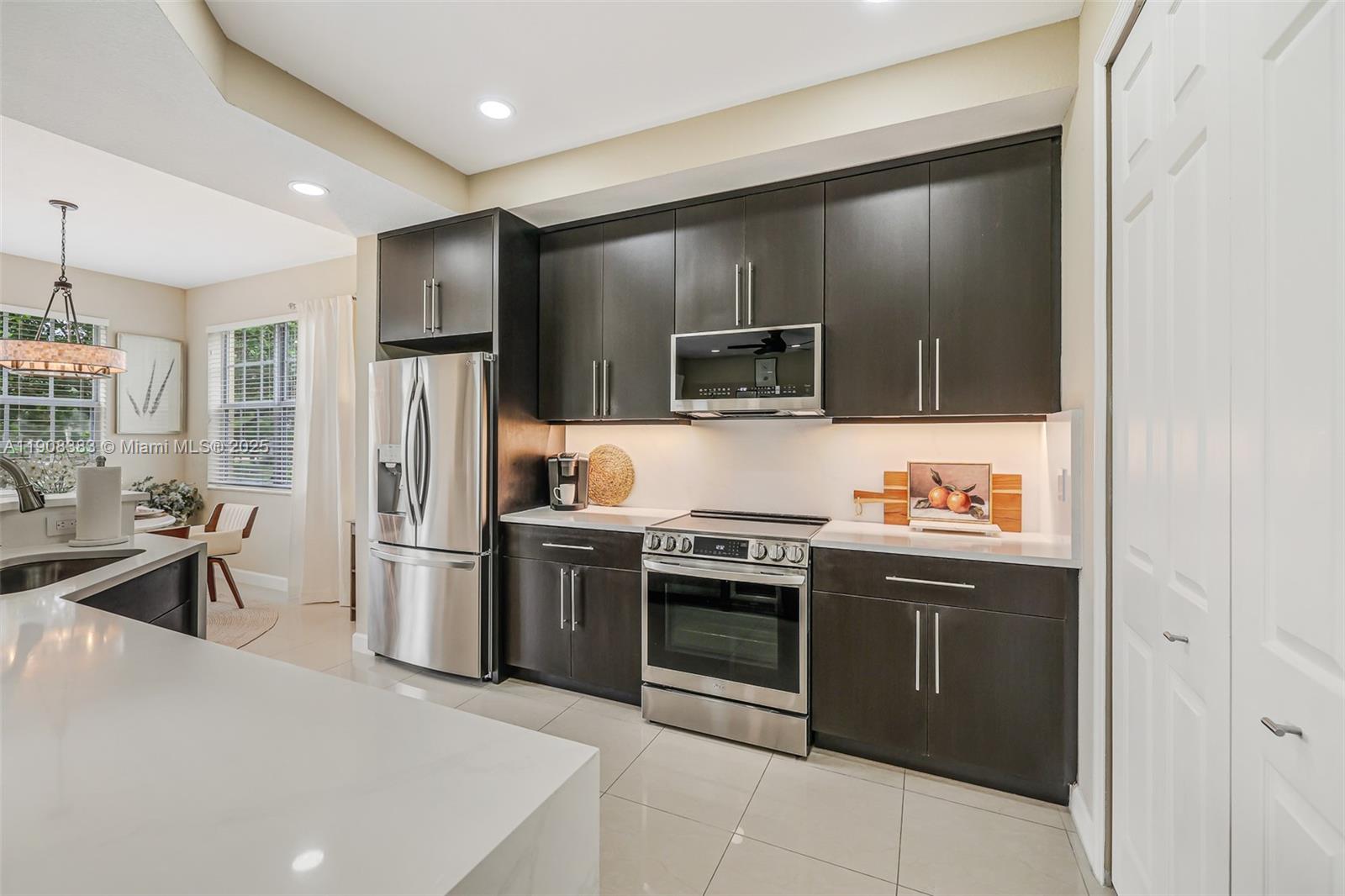 CYPRESS POINTE IV AT HERO - Residential