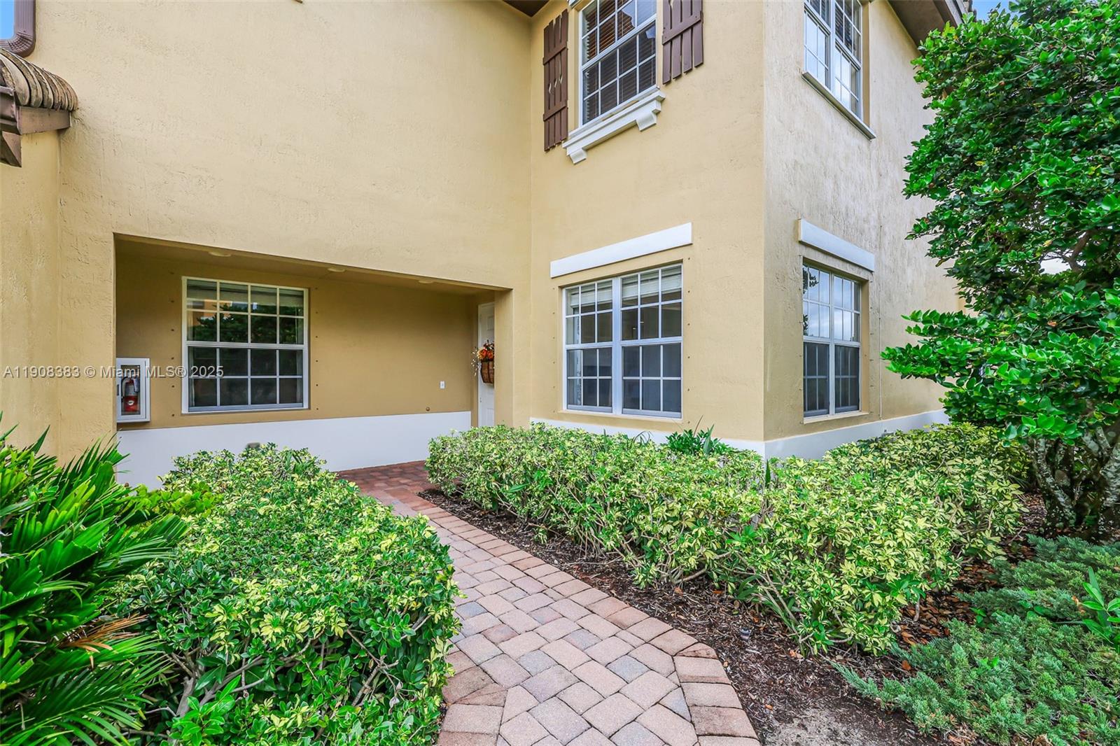 CYPRESS POINTE IV AT HERO - Residential