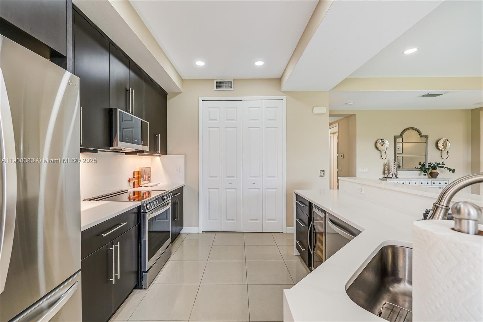 CYPRESS POINTE IV AT HERO - Residential