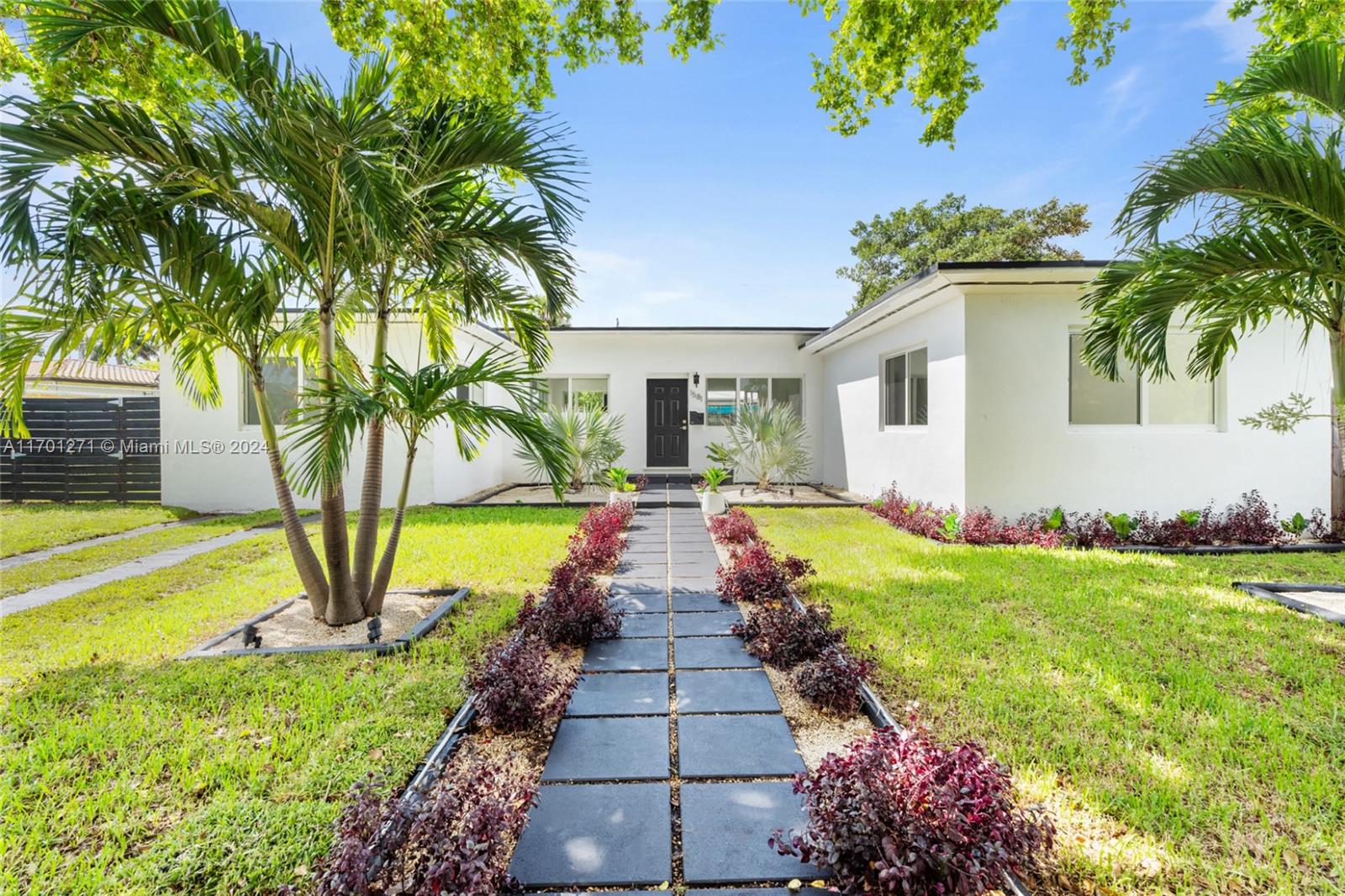 1581 Normandy Dr, Miami Beach, Miami-Dade County, Florida - 3 Bedrooms  
2 Bathrooms - 