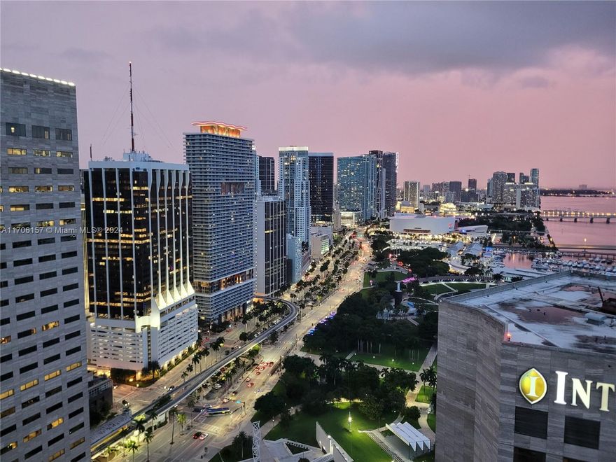 "Experience luxury living in the heart of Miami! This exclusive penthouse offers panoramic ocean views, Biscayne Blvd, and the iconic cruise port. This home combines elegance, comfort, and exclusivity, featuring a contemporary design, high-end finishes, and floor-to-ceiling windows that flood the space with natural light. Its prime location places you just minutes away from Miami's finest shops, restaurants, and vibrant nightlife. Perfect for those seeking a sophisticated lifestyle in an unparalleled setting. Schedule your private tour today and discover the unique experience of living above it all!"
