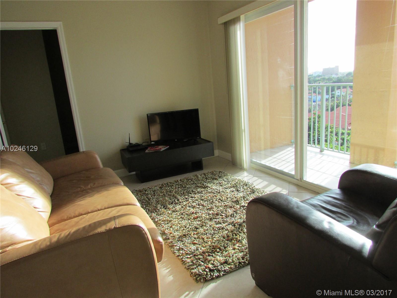 SHAMROCK BY THE GABLES CO - Residential Lease