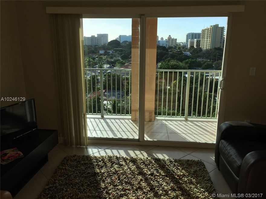 GREAT LOCATION, 2 BEDROOM 2 BATH, BEAUTIFUL VIEWS. 2 PARKING SPACES, UNIT IN GREAT CONDITION WITH STAINLESS STEEL APPLIANCES, WASHER AND DRYER IN UNIT, IMPACT GLASS, CLOSE TO MIRACLE MILE, CLOSE TO COCONUT GROVE, BRICKELL AND DOWNTOWN. A MUST SEE!