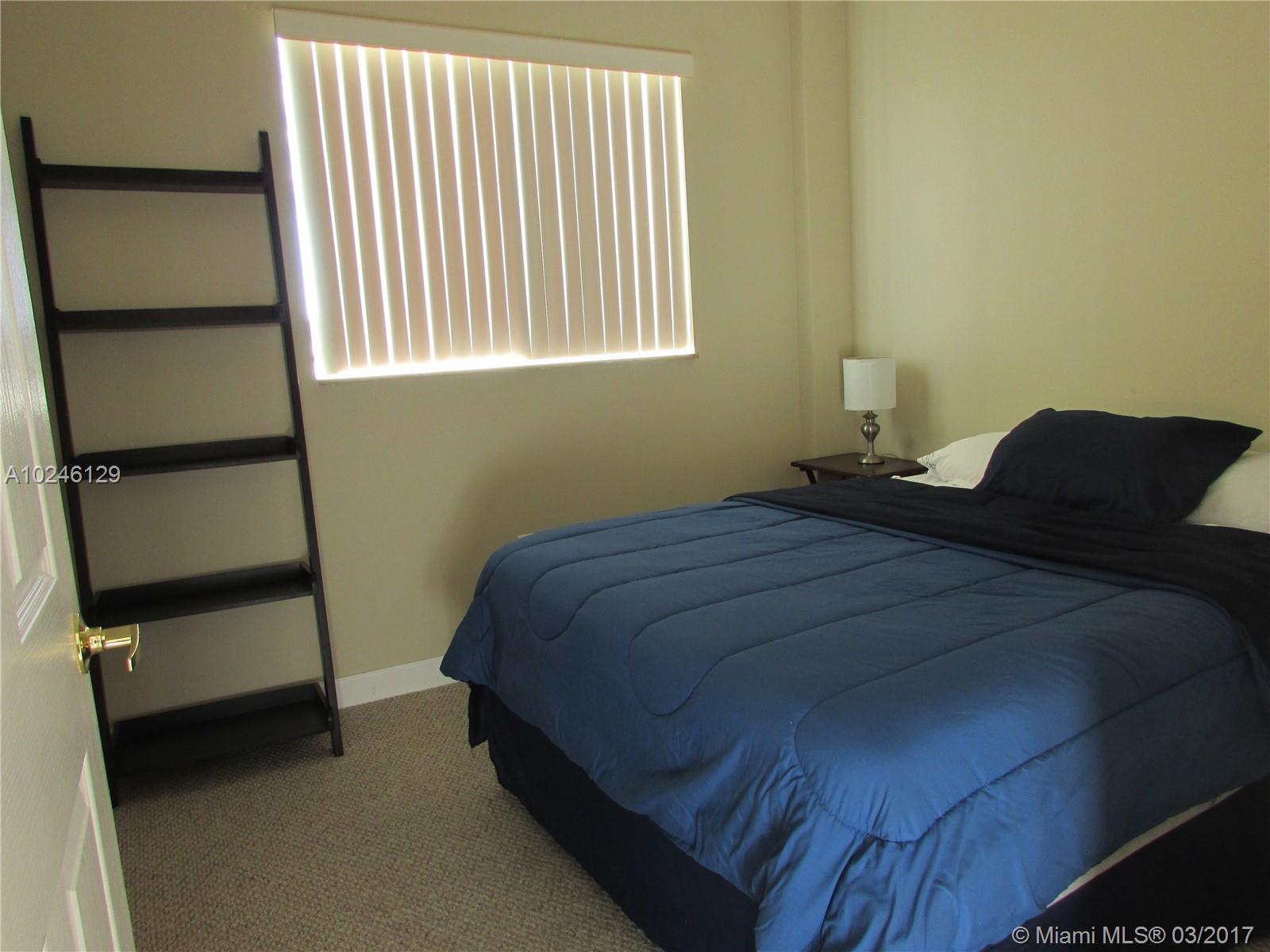 SHAMROCK BY THE GABLES CO - Residential Lease