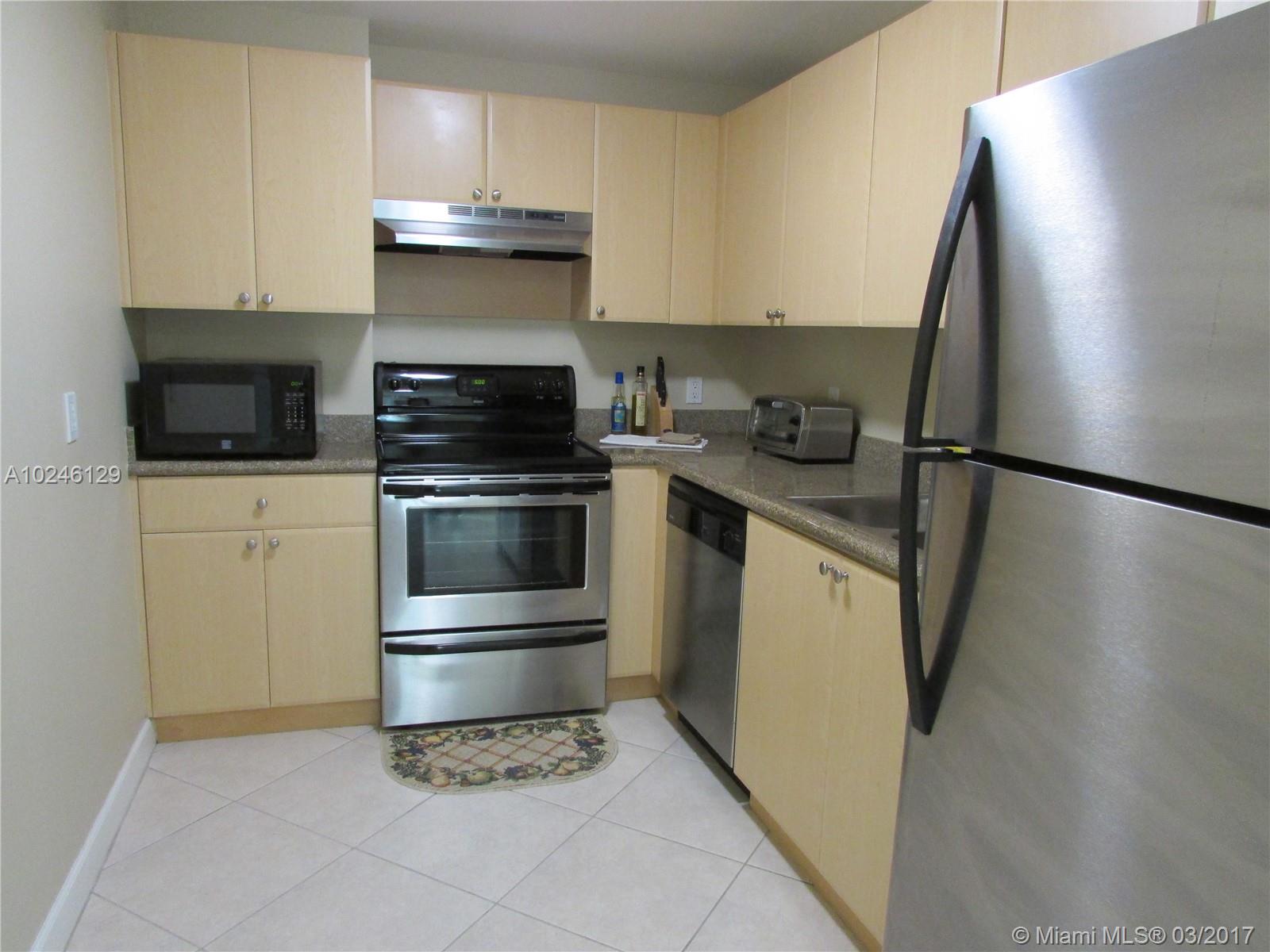 SHAMROCK BY THE GABLES CO - Residential Lease