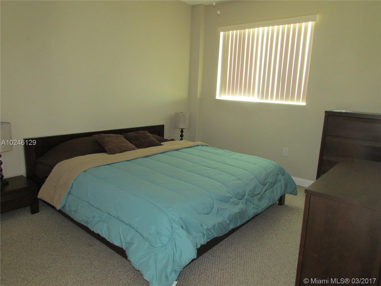 SHAMROCK BY THE GABLES CO - Residential Lease