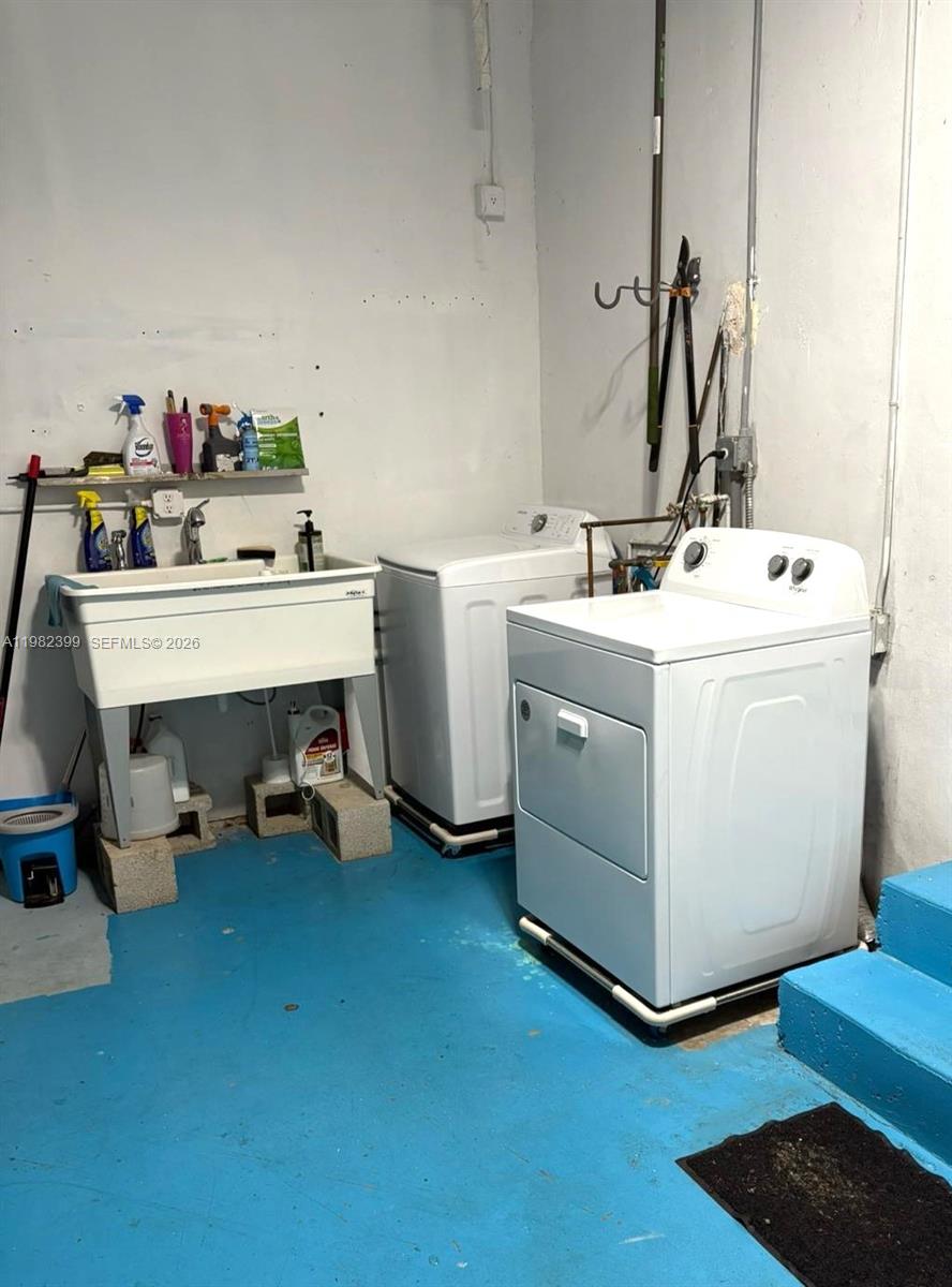 IN THE PINES CONDO - Residential Lease