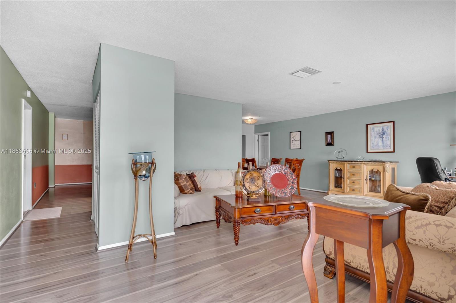 MAINLANDS OF TAMARAC LAKE - Residential
