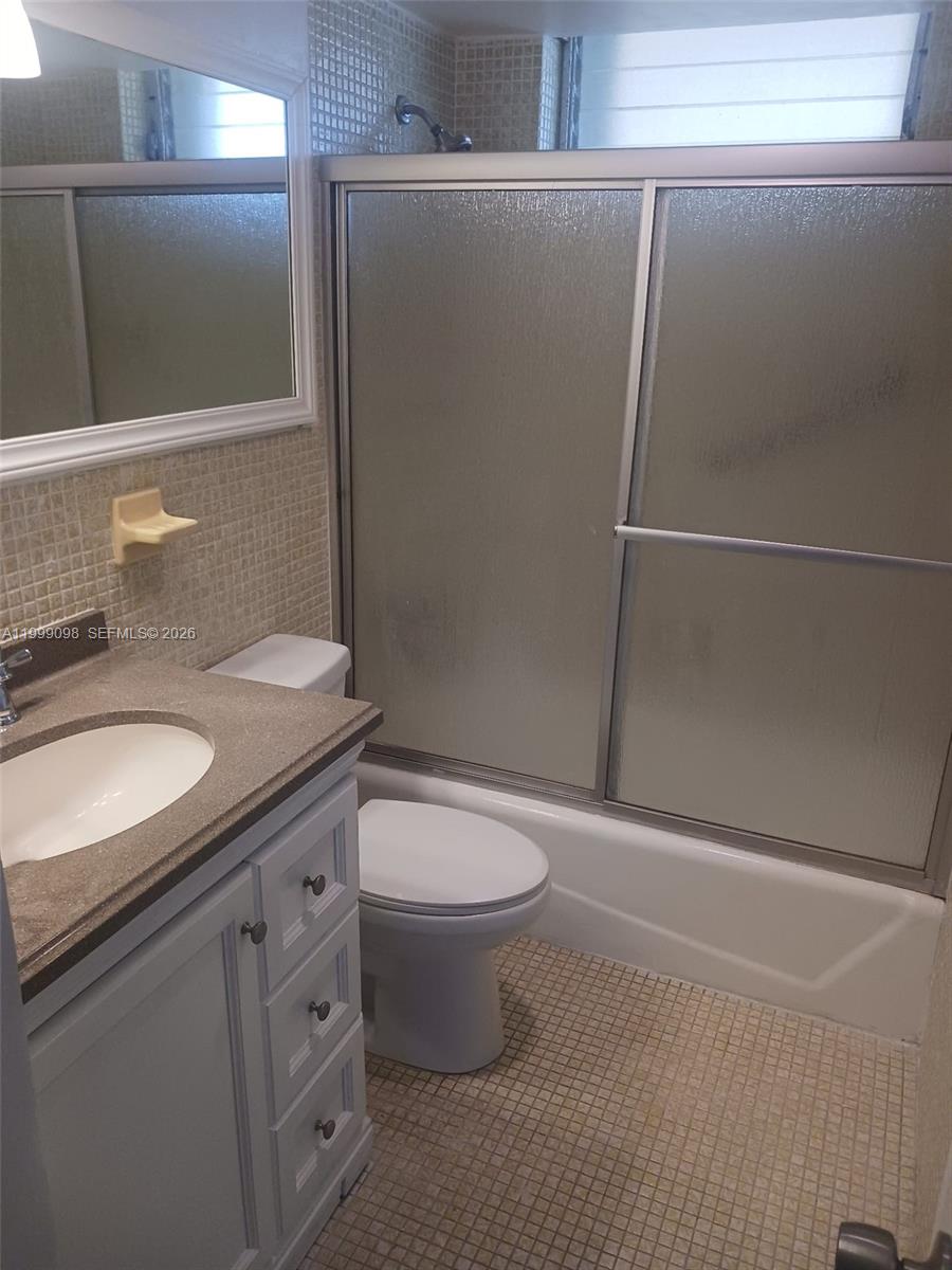 POINT EAST ONE CONDO-BLDG - Residential Lease