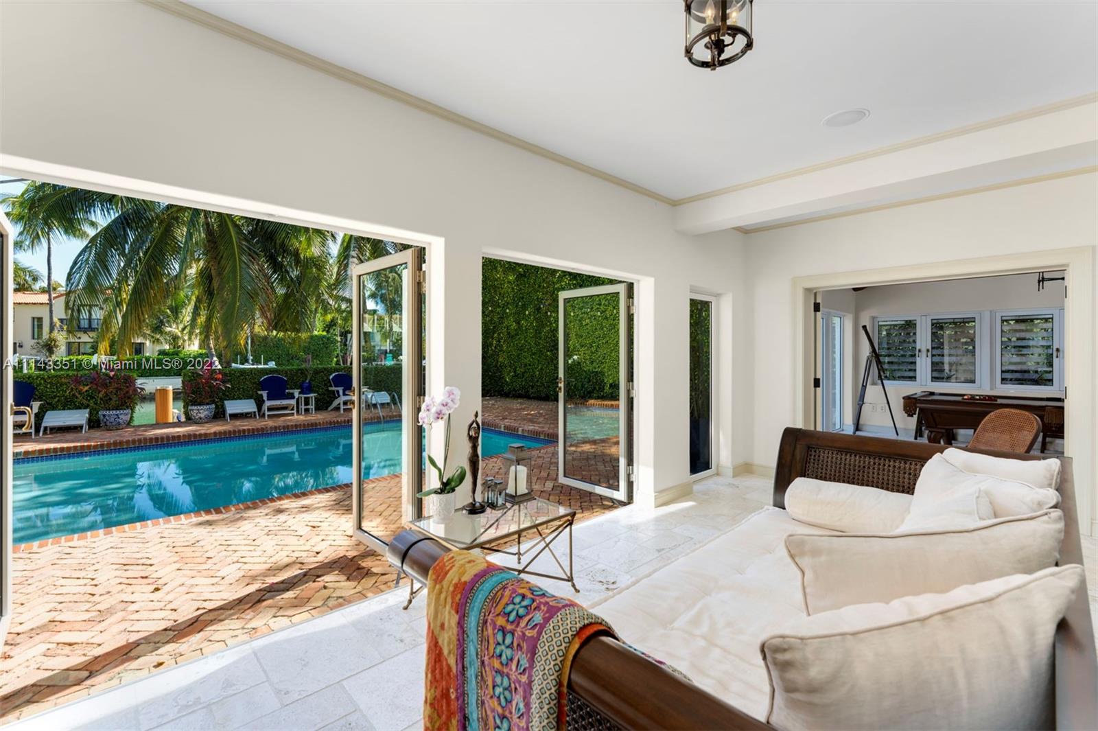 SUNSET LAKE EXTENSION - Residential