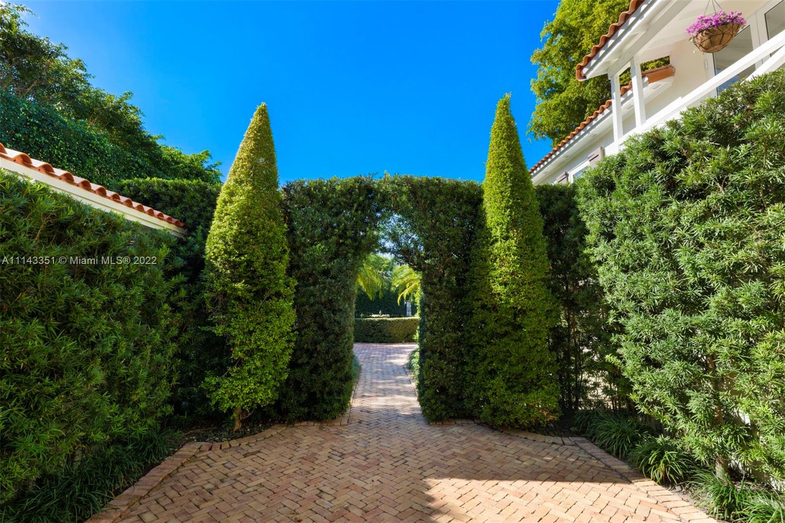 SUNSET LAKE EXTENSION - Residential