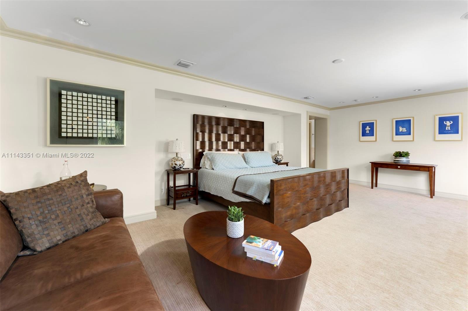 SUNSET LAKE EXTENSION - Residential