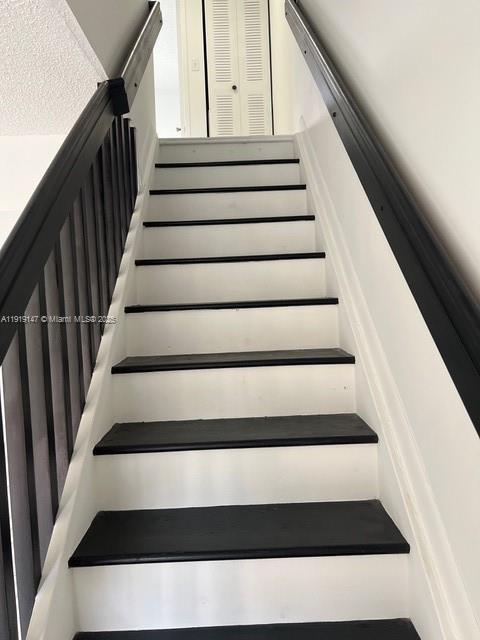 CHATEAUBLEAU VILLAS MIDWA - Residential Lease