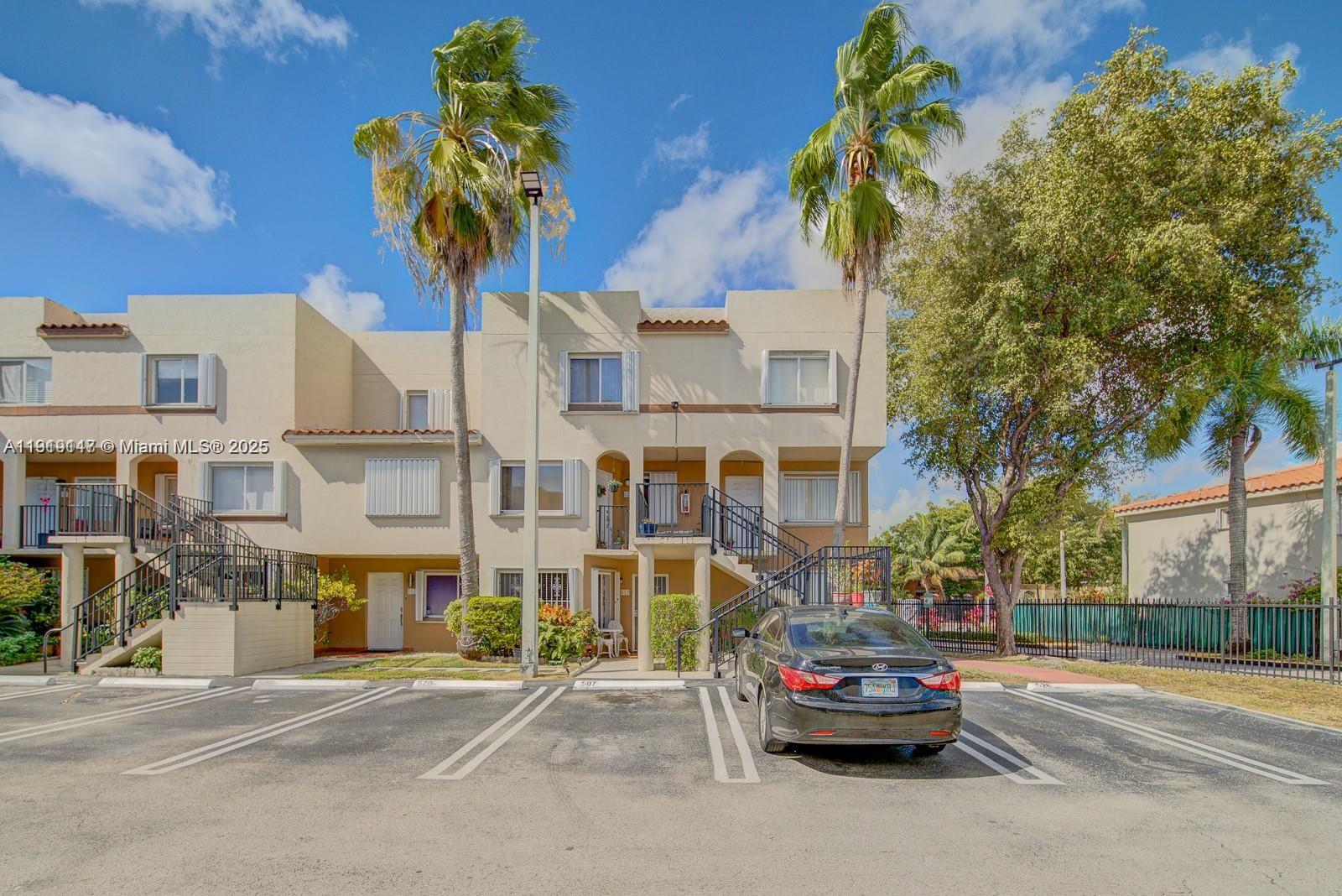 CHATEAUBLEAU VILLAS MIDWA - Residential Lease