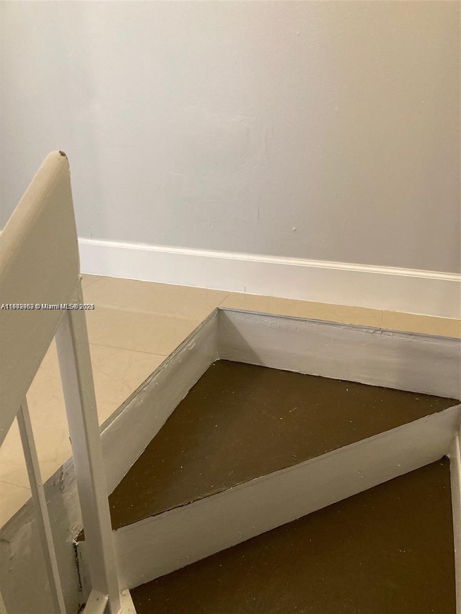 INTERNATIONAL PRINCESS CO - Residential Lease