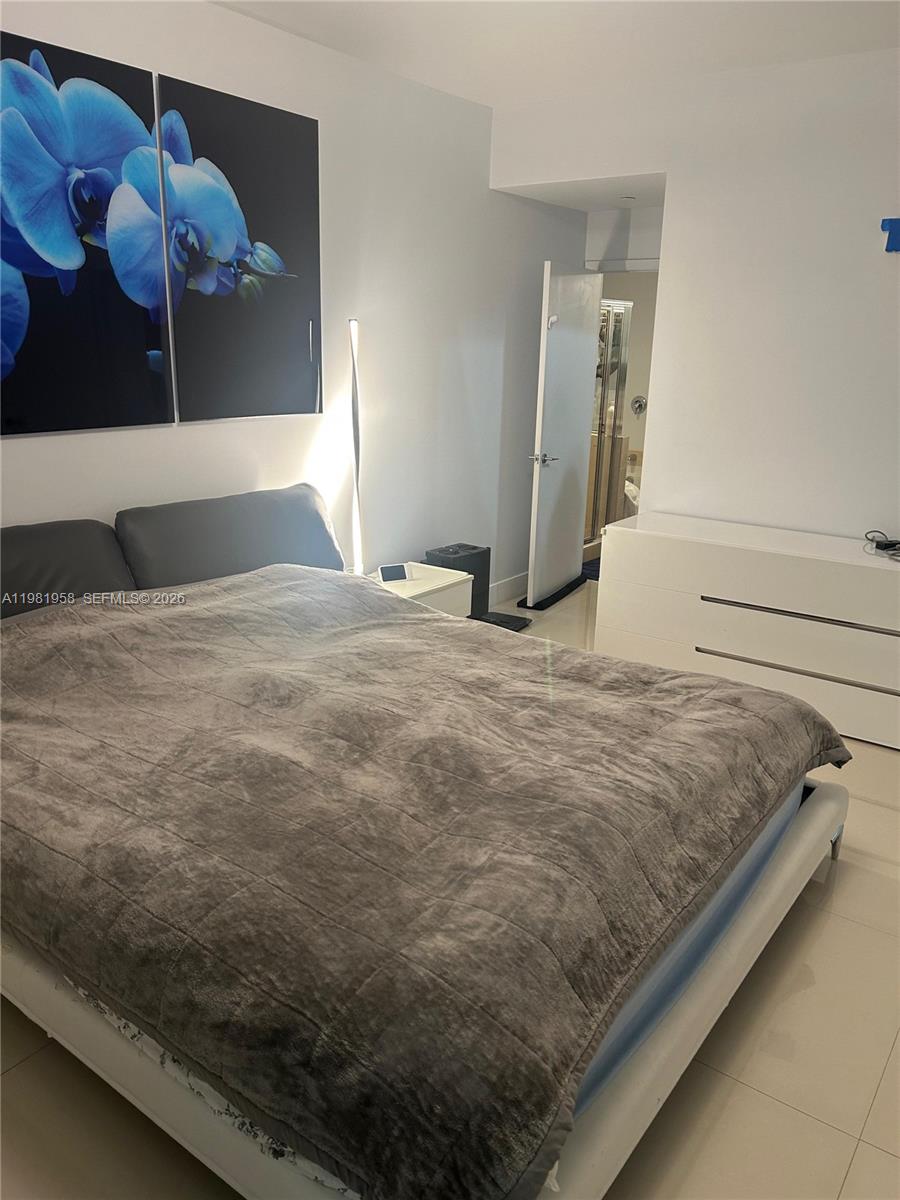 AVENTURA MARINA CONDO NUM - Residential