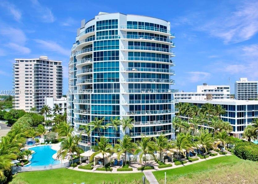 COCONUT GROVE RESIDENCES - Residential