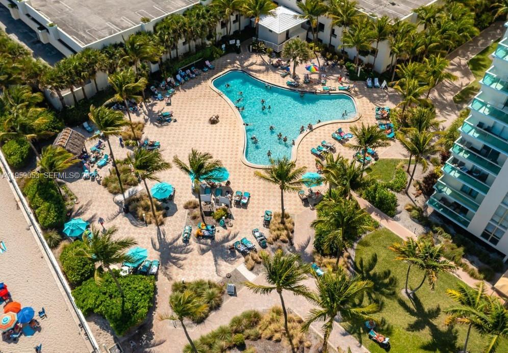 TIDES ON HOLLYWOOD BEACH - Residential