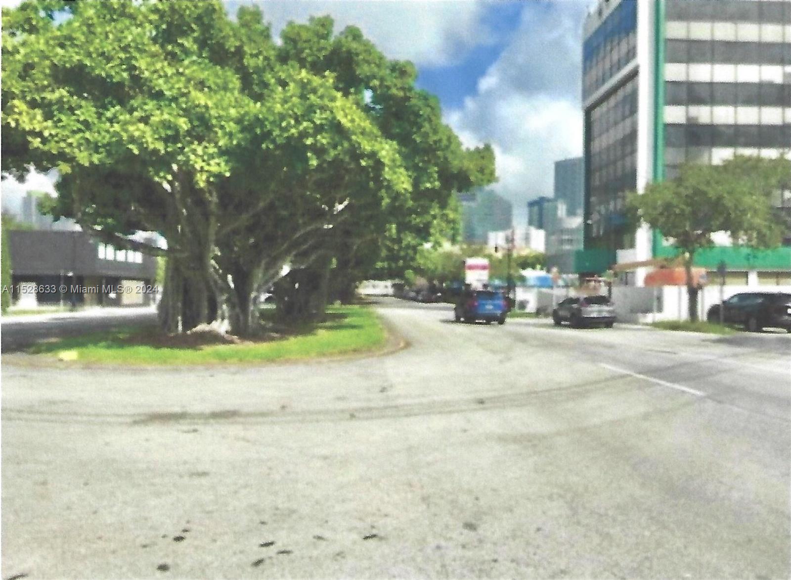 HOLLEMAN PARK - Land