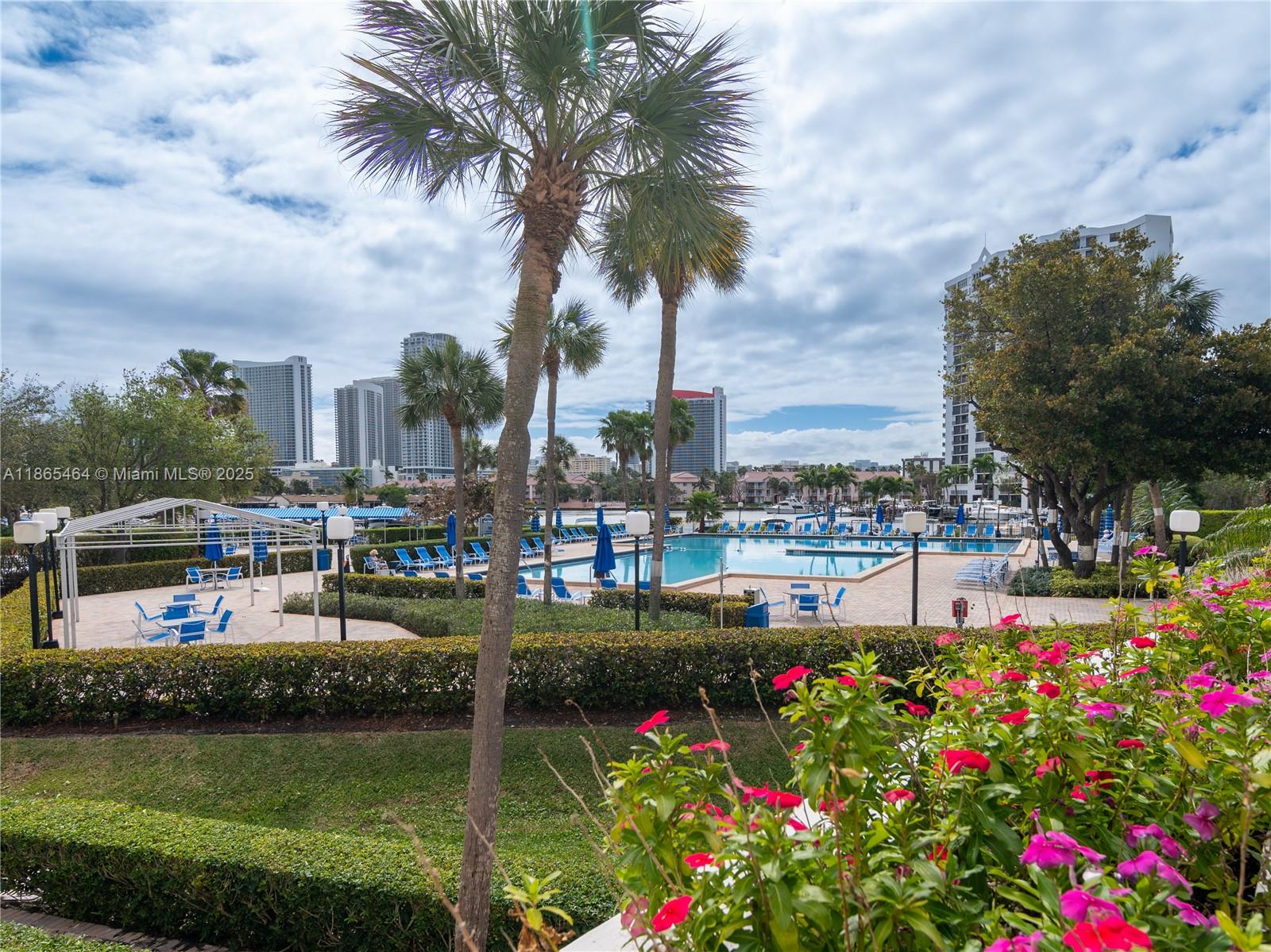 OLYMPUS CONDO PHASE - Residential