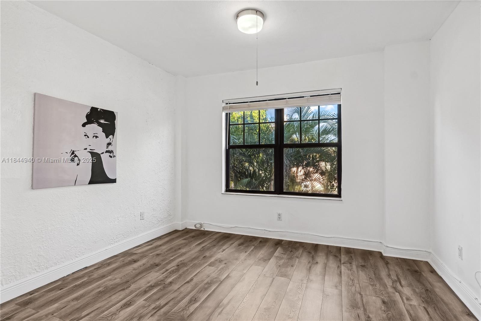 VENETIAN MANOR CONDO - Residential