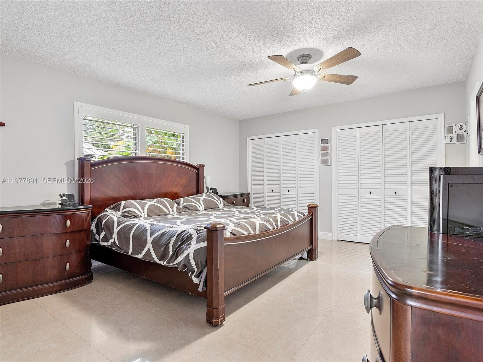 PLANTATION PARK LAKESITES - Residential