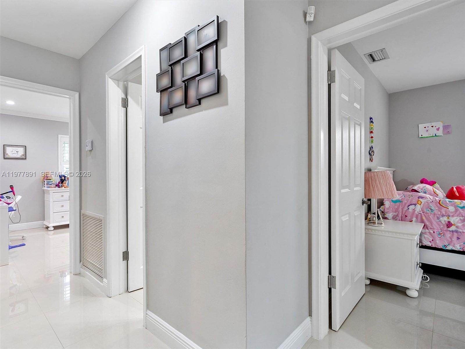 PLANTATION PARK LAKESITES - Residential