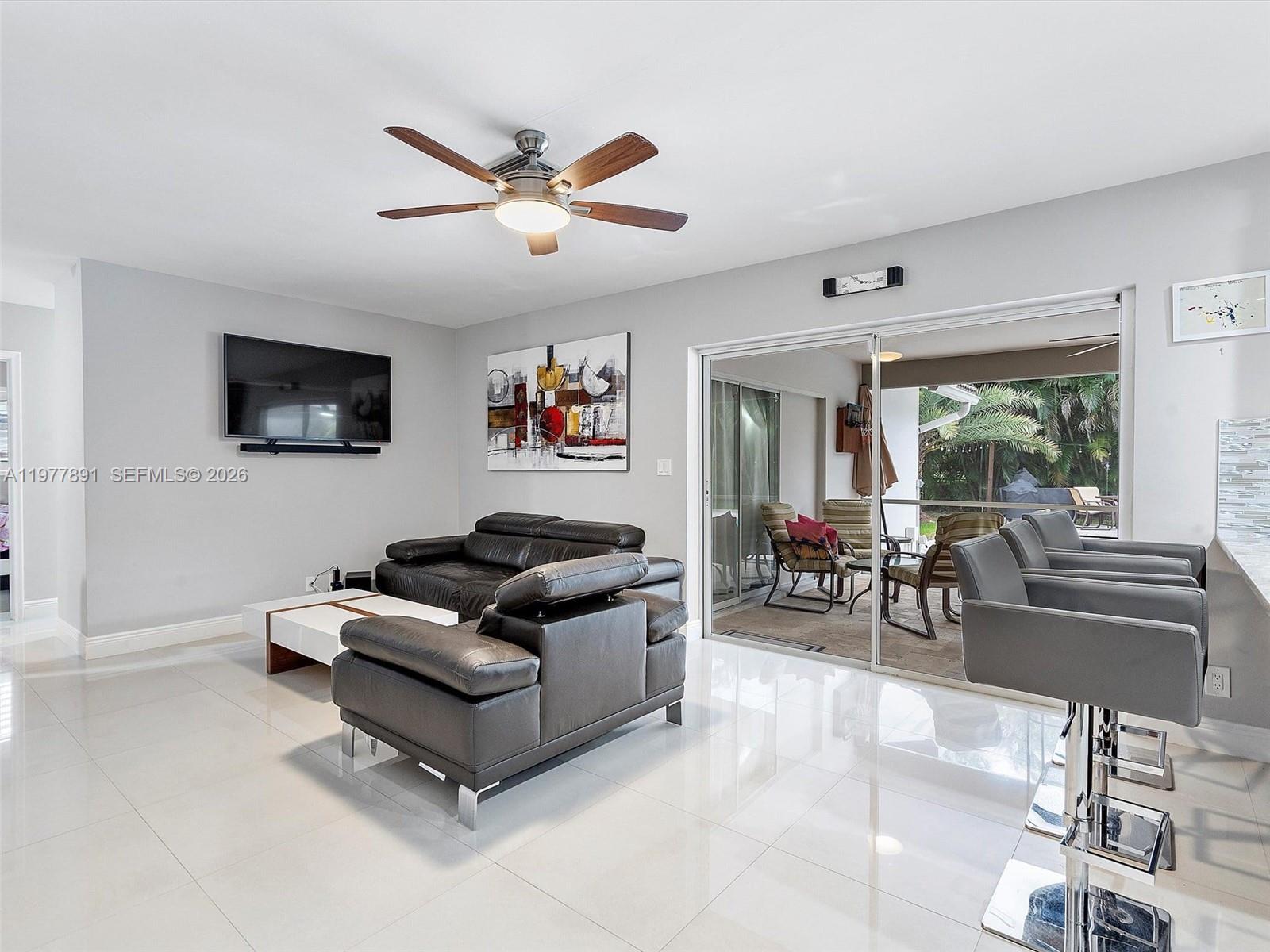 PLANTATION PARK LAKESITES - Residential