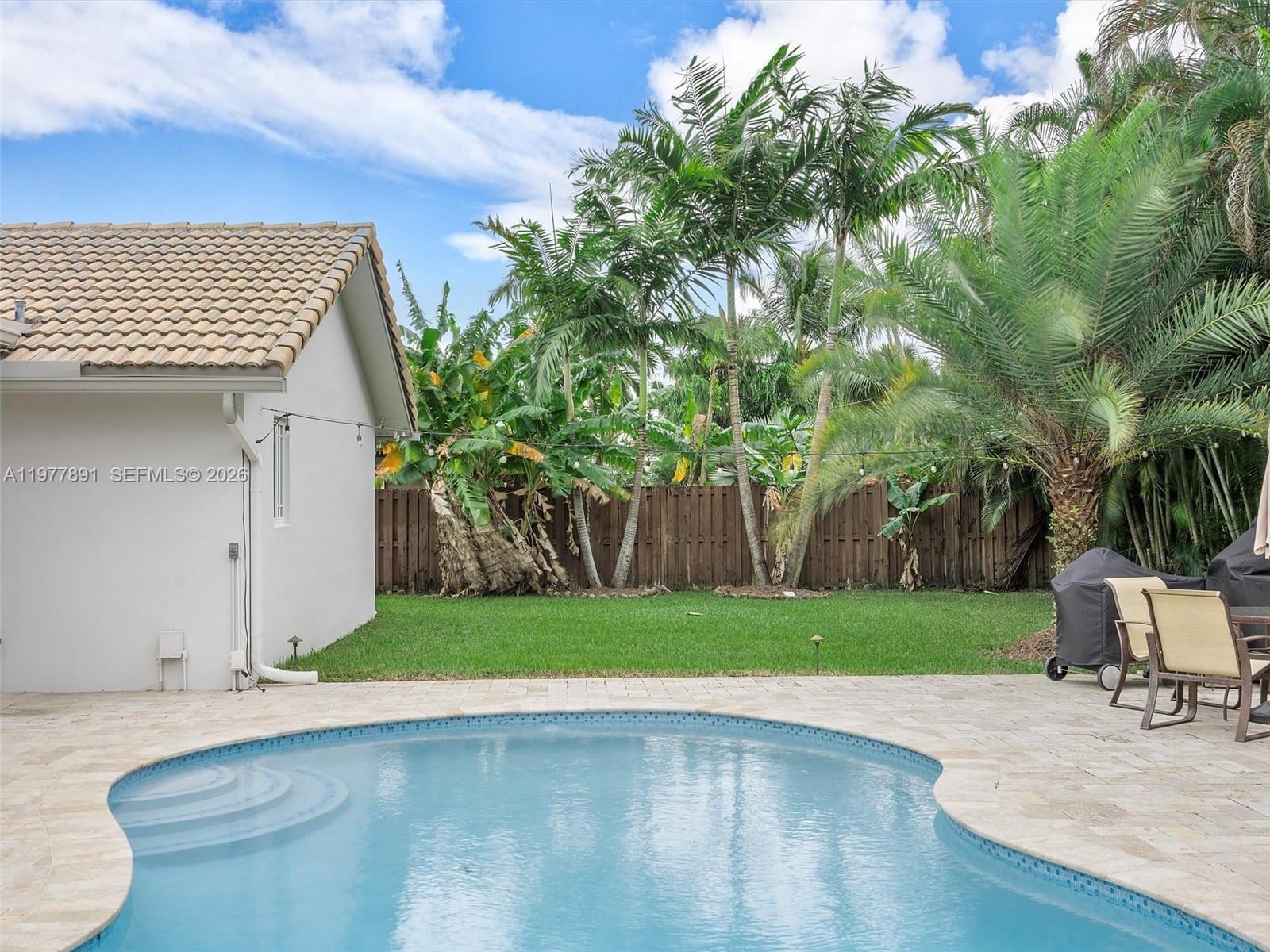 PLANTATION PARK LAKESITES - Residential