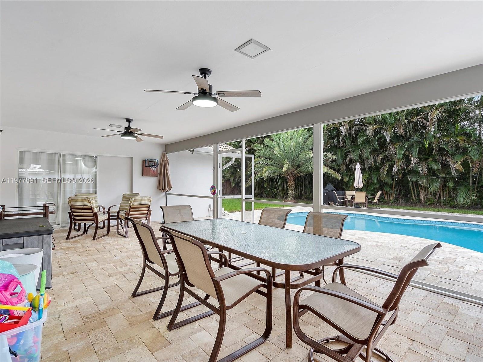 PLANTATION PARK LAKESITES - Residential