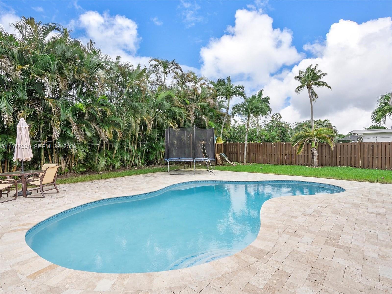 PLANTATION PARK LAKESITES - Residential