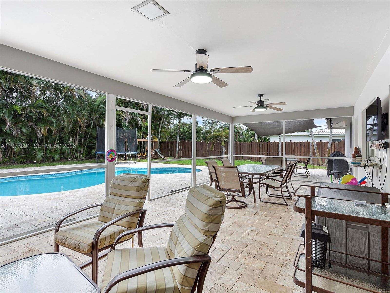 PLANTATION PARK LAKESITES - Residential