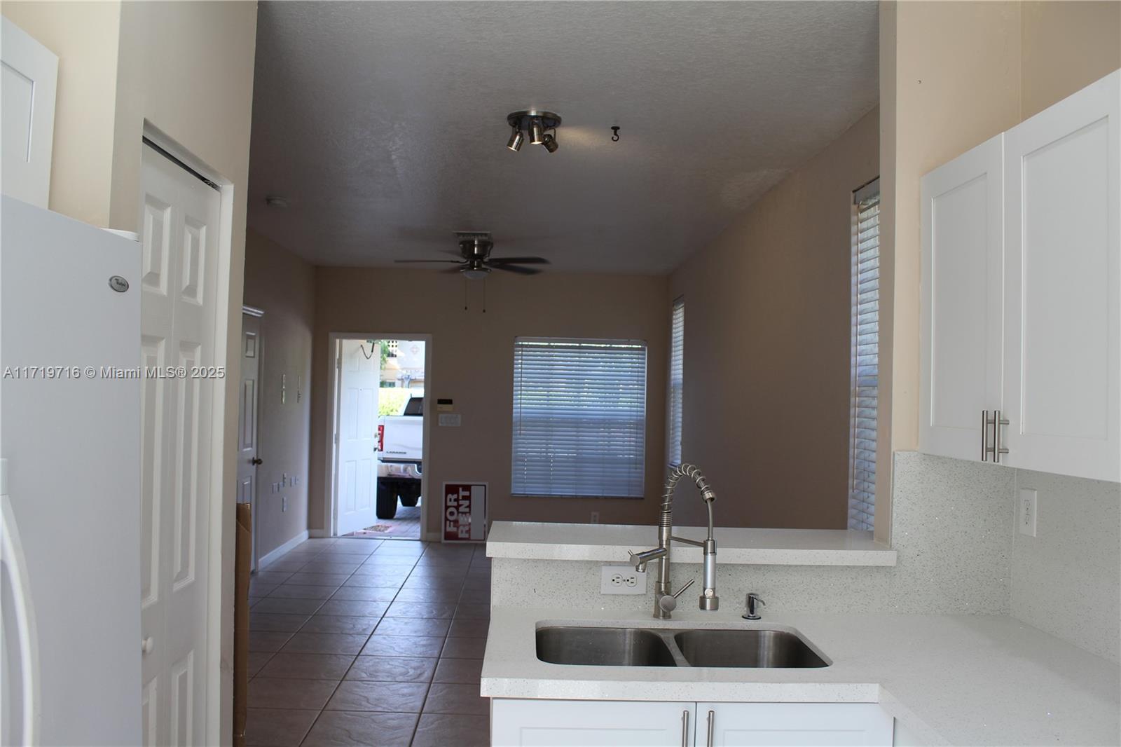 804 NW 170th Ter 121