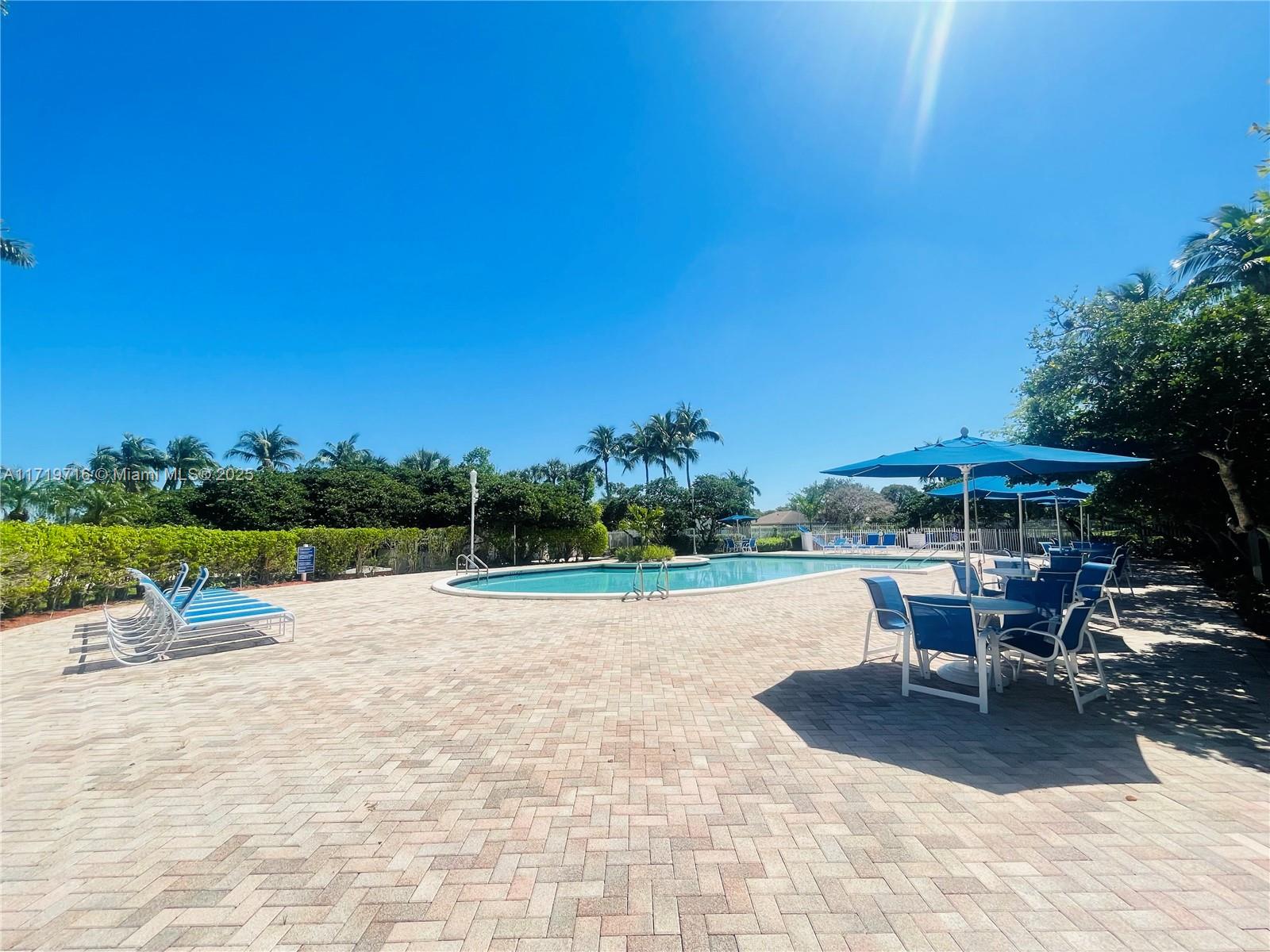 PEMBROKE ISLES V - Residential
