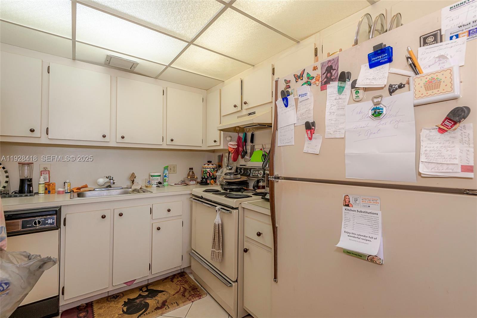 NEW HAMPTON AT CENTURY VI - Residential