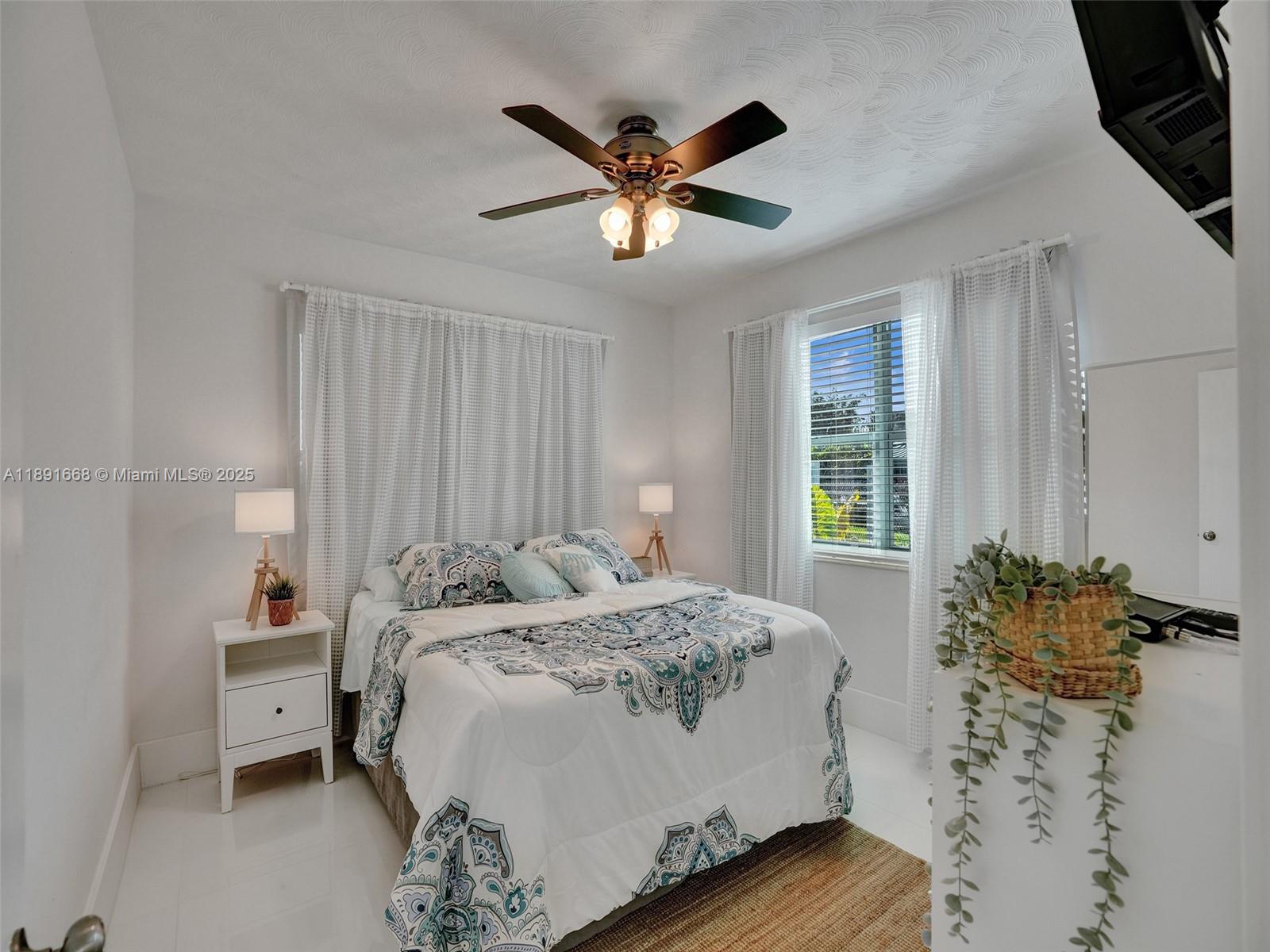 SOUTH NEW RIVER ISLES SEC - Residential Lease