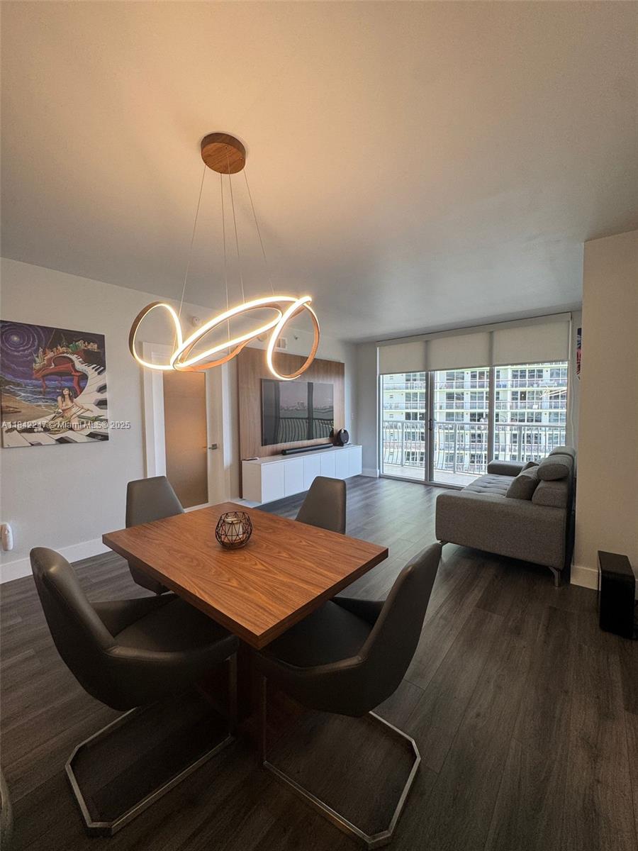 1750 N Bayshore Dr 2803