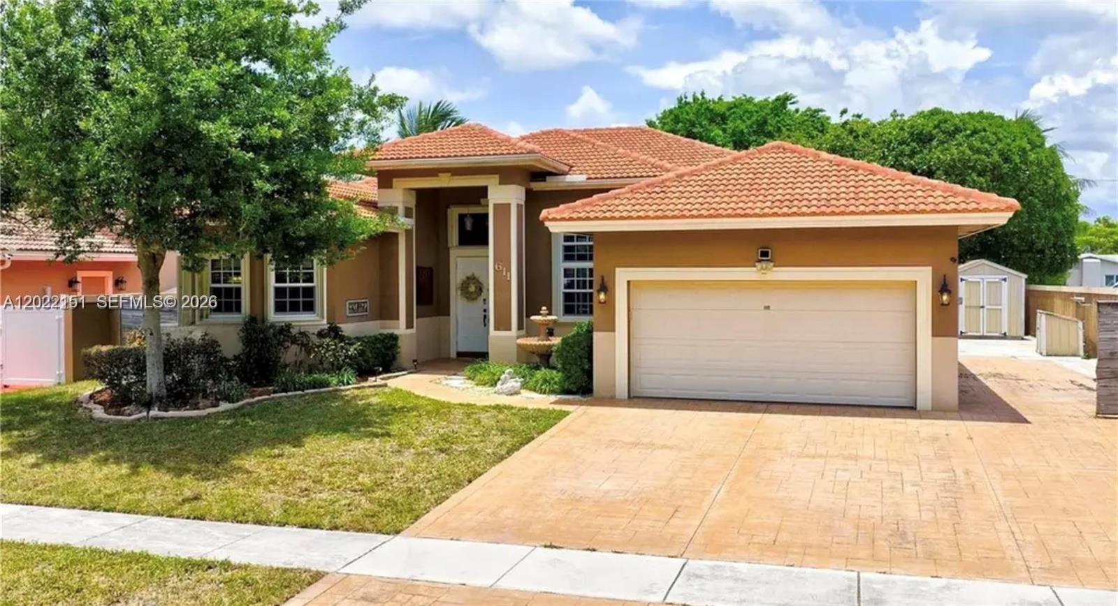 COCONUT CREEK 11TH SEC - Residential